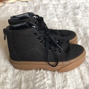 Toddler boys 10.5 High top Vans